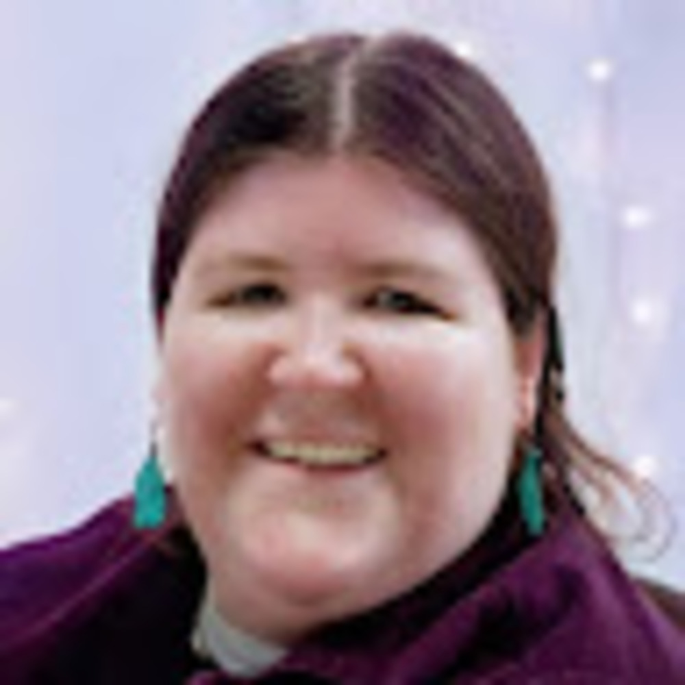 Meet your Posher, Aine